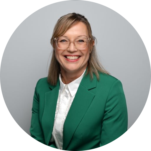 Go to the profile of Helen Longland