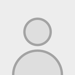 Go to the profile of Shakira